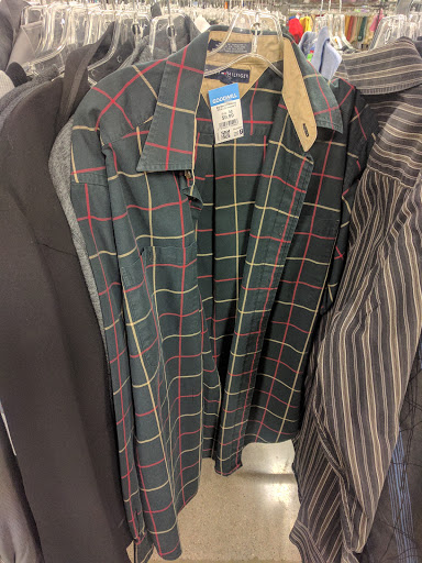 Thrift Store «48th & Baseline Goodwill Retail Store & Donation Center», reviews and photos, 2700 W Baseline Rd, Tempe, AZ 85283, USA