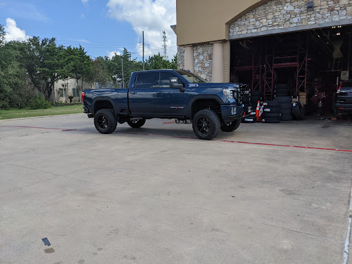 Tire Shop «Discount Tire Store - Bee Cave, TX», reviews and photos, 3922 Ranch Rd 620 S, Bee Cave, TX 78738, USA