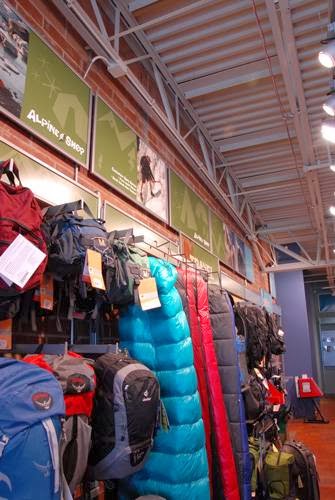Outdoor Sports Store «Alpine Shop - Chesterfield MO», reviews and photos, 1616 Clarkson Rd, Chesterfield, MO 63017, USA