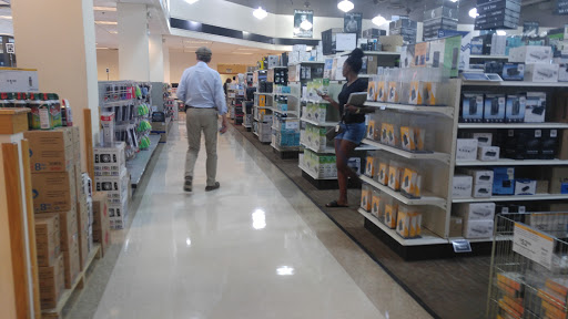 Computer Store «Micro Center», reviews and photos, 730 Memorial Dr, Cambridge, MA 02139, USA