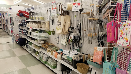 Fabric Store «Jo-Ann Fabrics and Crafts», reviews and photos, 8345 N Rockwell Ave, Oklahoma City, OK 73132, USA