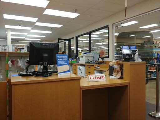 Grocery Store «Kroger», reviews and photos, 800 Loveland Madeira Rd, Loveland, OH 45140, USA