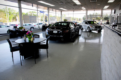 Used Car Dealer «UA AUTO SALES», reviews and photos, 1016 S Delsea Dr, Vineland, NJ 08360, USA