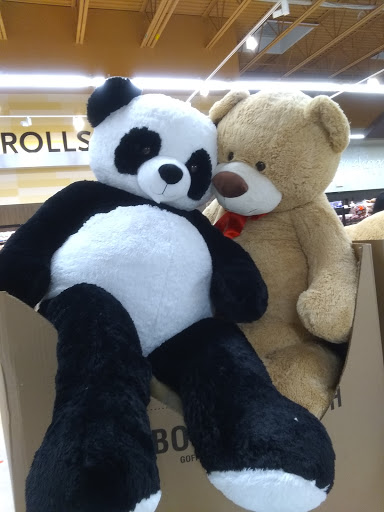 Supermarket «Price Chopper», reviews and photos, 2 Worcester Rd, Webster, MA 01570, USA