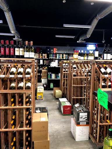 Liquor Store «Brickell Wine Bank», reviews and photos, 950 Brickell Bay Dr #110, Miami, FL 33131, USA