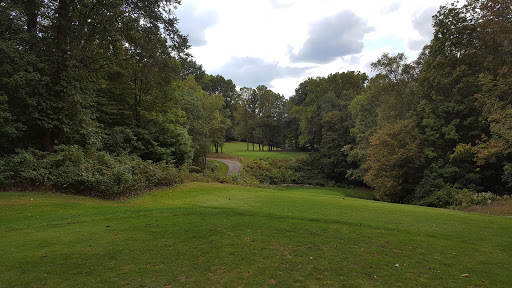 Golf Course «Astorhurst Golf Course», reviews and photos, 7000 Dunham Rd, Walton Hills, OH 44146, USA