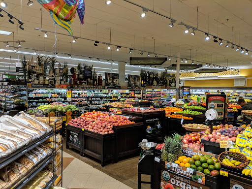 Grocery Store «Ralphs Fresh Fare», reviews and photos, 4700 Admiralty Way, Marina Del Rey, CA 90292, USA