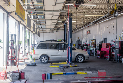 Tire Shop «Freedom Tire and Auto Service», reviews and photos, 412 8th St SW, Altoona, IA 50009, USA