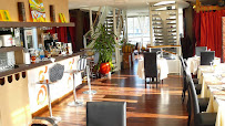 Atmosphère du Restaurant Peniche Mangareva à Saint-Cloud - n°14