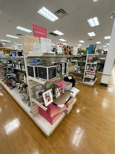 Department Store «Marshalls», reviews and photos, 1118 Commerce Blvd, Dickson City, PA 18519, USA