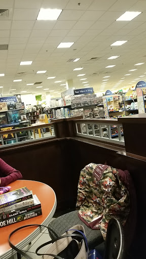 Book Store «Barnes & Noble», reviews and photos, 300 Indian Lake Blvd, Hendersonville, TN 37075, USA