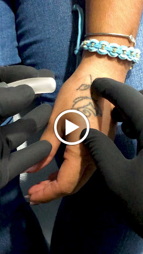 Tattoo Shop «Fallen Sparrow Tattoo Co», reviews and photos, 5049 W Irlo Bronson Memorial Hwy, Kissimmee, FL 34746, USA