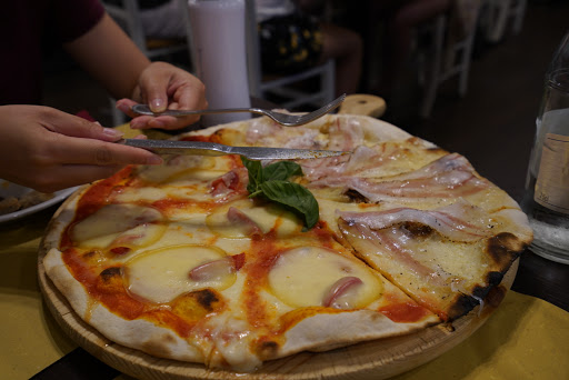 Ristorante Pizzeria Ai Cocci in Roma, Città Metropolitana di Roma Capitale