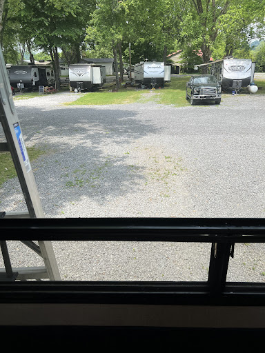 RV Park «Made In the Shade RV Park», reviews and photos, 6878 Granville Hwy, Granville, TN 38564, USA