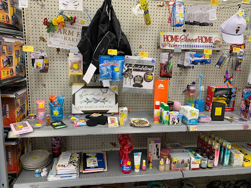 Department Store «Walmart Supercenter», reviews and photos, 350 Robert Smalls Pkwy, Beaufort, SC 29906, USA