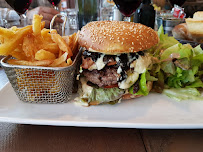 Hamburger du Restaurant TY Louis à Paris - n°2