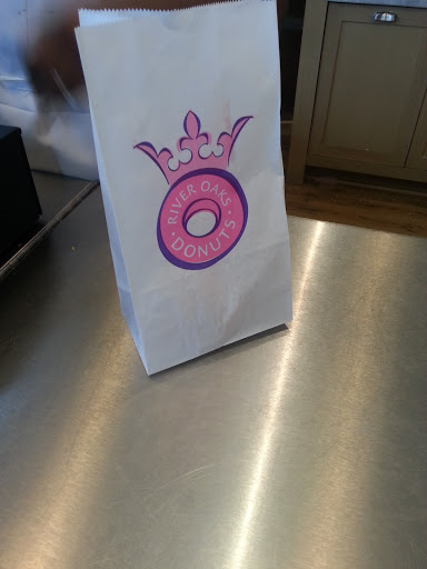 Donut Shop «River Oaks Donuts», reviews and photos, 3601 Westheimer Rd, Houston, TX 77027, USA