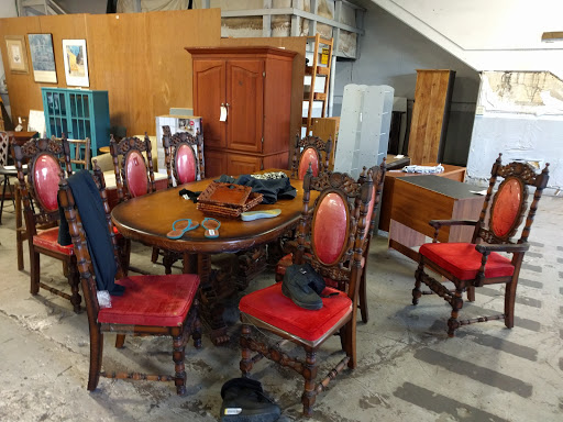 Second hand furniture Honolulu