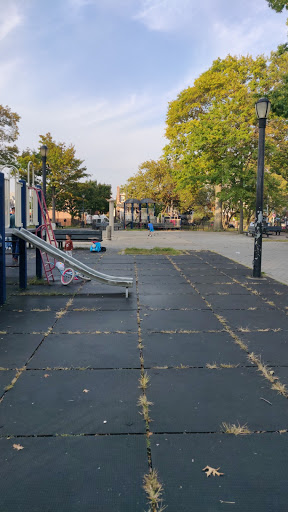 Park «Dyker Beach Park», reviews and photos, 334 Bay 8th St, Brooklyn, NY 11228, USA