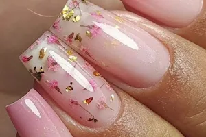 Infinity Beauty Nails & More image