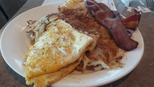 Supermarket «Hy-Vee», reviews and photos, 2323 W Broadway, Council Bluffs, IA 51501, USA