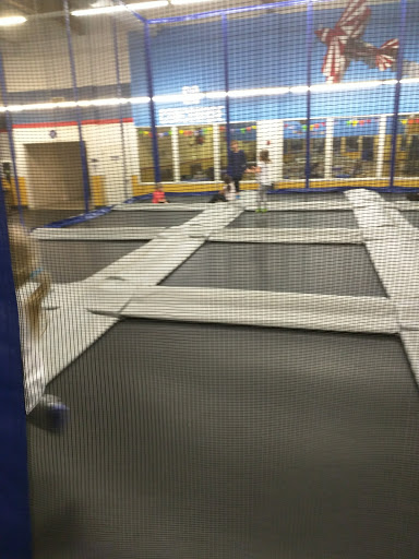 Recreation Center «G6 Airpark», reviews and photos, 10414 SE Washington St, Portland, OR 97216, USA