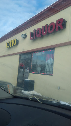 Dort Liquor Shop, 2817 S Dort Hwy, Flint, MI 48507, USA, 
