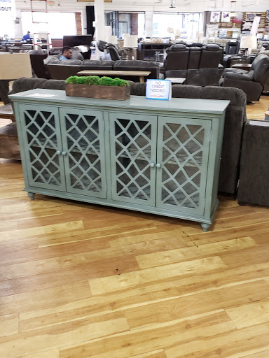 Furniture Store «Bargains and Buyouts», reviews and photos, 5150 Glencrossing Way, Cincinnati, OH 45238, USA