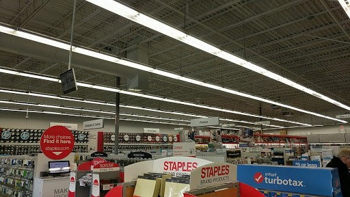 Office Supply Store «Staples», reviews and photos, 1104 W Broad St, Falls Church, VA 22046, USA