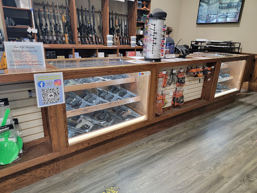 Gun Shop «Second Amendment Sports», reviews and photos, 3705 W Elm St, McHenry, IL 60050, USA