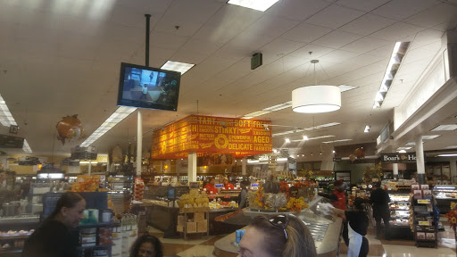 Grocery Store «Ralphs Fresh Fare», reviews and photos, 4700 Admiralty Way, Marina Del Rey, CA 90292, USA