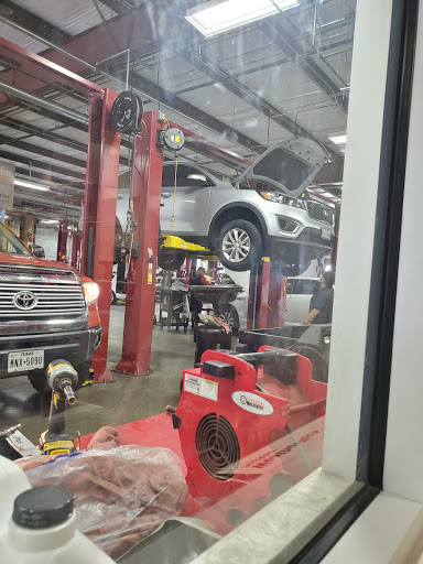 Car Dealer «Ancira Kia», reviews and photos, 6139 Bandera Rd, San Antonio, TX 78238, USA