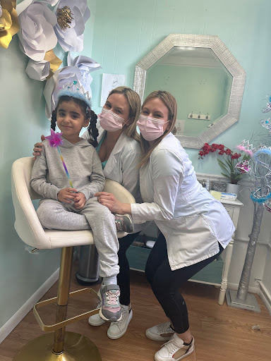 Explore women's quarter sleeve tattoo ideas, creative tattoo ideas in Fairfax, available at Belleza Lase Ear Piercing Spa