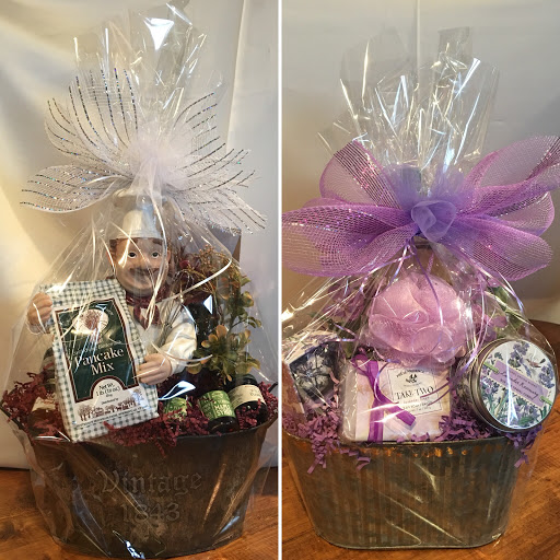 Gift Shop «The Warehouse Gift Shops», reviews and photos, 60 Chestnut St, Lockport, NY 14094, USA