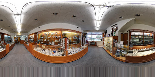 Jewelry Store «Krail Jewelry Store Inc», reviews and photos, 105 N Main St, Fond du Lac, WI 54935, USA