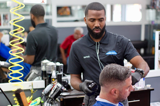 Barber Shop «His City Barber Shop», reviews and photos, 9151 Taft St, Pembroke Pines, FL 33024, USA