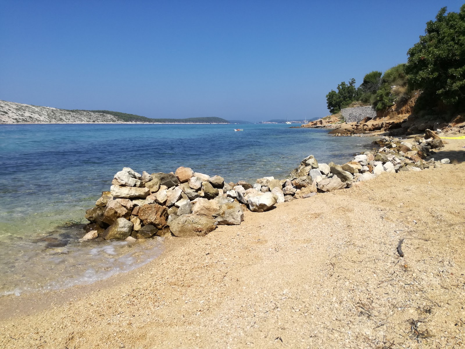 Φωτογραφία του Ribon beach με μακρύς κόλπος