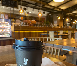 Casa Lapin Specialty Coffee x Ratchathewi photo