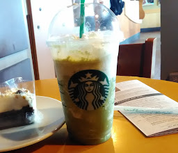 Starbucks photo