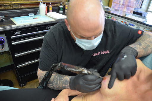 Tattoo Shop «Blue Collar Tattoo ™», reviews and photos, 2204 Newport Blvd, Costa Mesa, CA 92627, USA