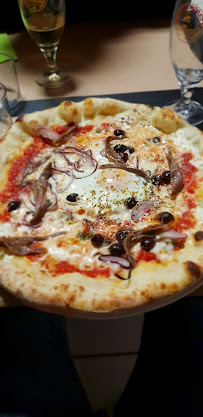 Pizza du Pizzas à emporter Basilico e Pomodoro à Rabastens-de-Bigorre - n°5
