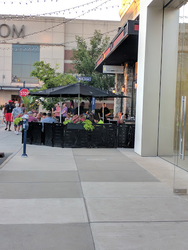 Shopping Mall «Easton Town Center», reviews and photos, 160 Easton Town Center, Columbus, OH 43219, USA