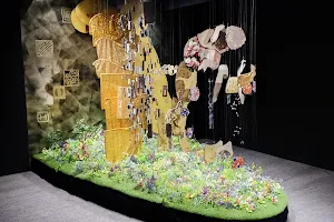 Klimt: The Immersive Experience image