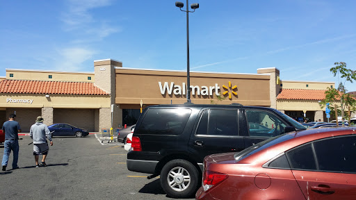 Discount Store «Walmart», reviews and photos, 3680 W Shaw Ave, Fresno, CA 93711, USA