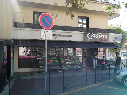 Le Petit Casino à Villeneuve-Loubet