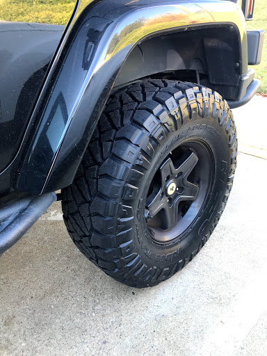 Tire Shop «Discount Tire Store - Woodstock, GA», reviews and photos, 160 Woodstock Square Ave, Woodstock, GA 30189, USA