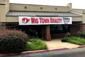 Wig Town Beauty image