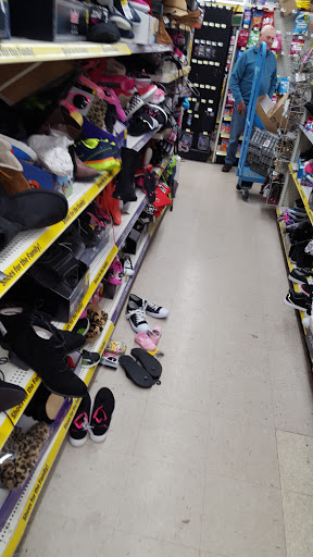 Discount Store «Dollar General», reviews and photos, 139 Keen St, Burkesville, KY 42717, USA