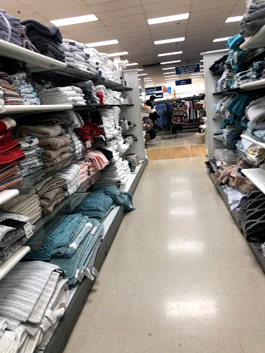 Department Store «Marshalls», reviews and photos, 7316 Alameda St, Huntington Park, CA 90255, USA