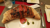 Calzone du Restaurant italien Il Vesuvio à Thonon-les-Bains - n°7